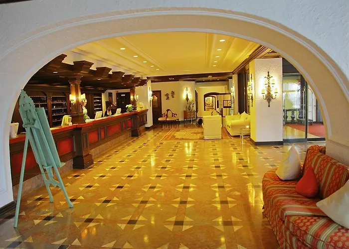 Hotel Bachmair Am 4*