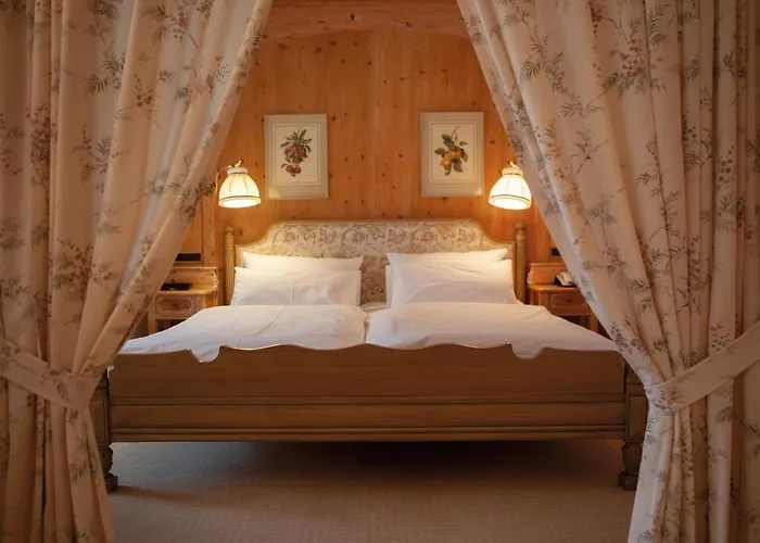 Hotel Bachmair Am 4*