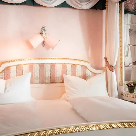 Hotel Bachmair Am 4*