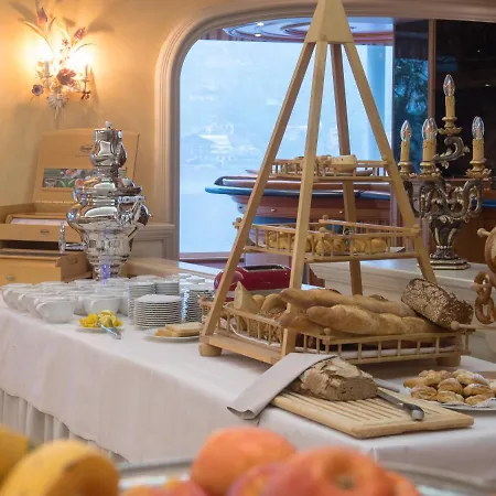 Hotel Bachmair Am 4*