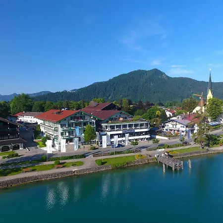 Hotel Bachmair Am 4*