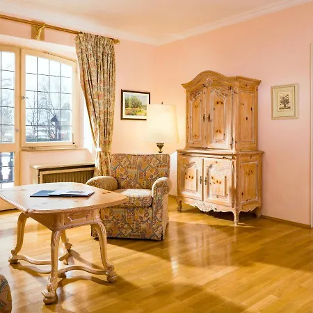 Hotel Bachmair Am 4*